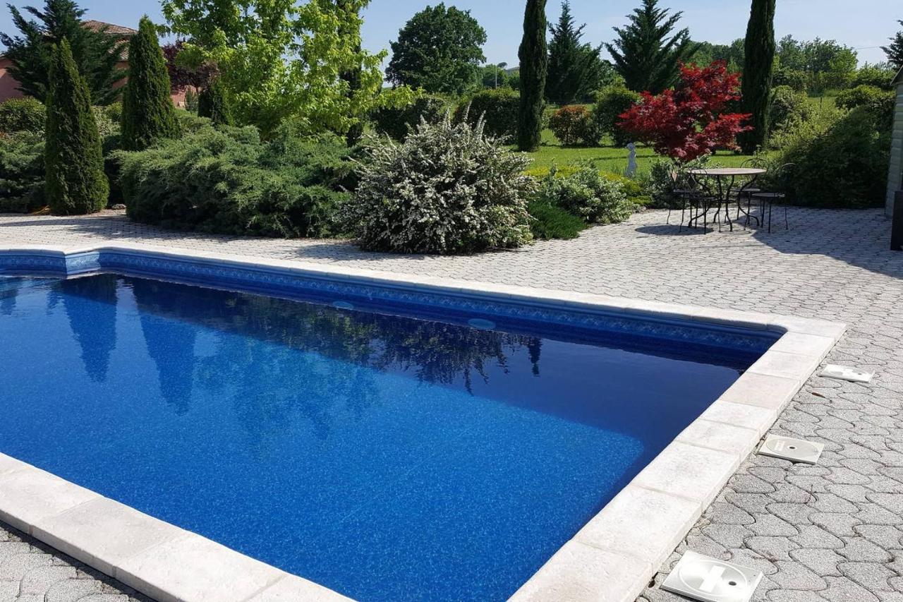 Logement Avec Piscine, Classe 3 Etoiles, De 42 M2 Tout Confort Au Calme Pour Un Couple Cahuzac-sur-Vere Exterior photo